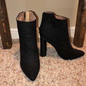 Black suede ankle booties!